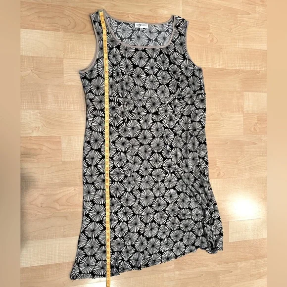 Studio 1 sleeveless dress, size 20w - Picture 3 of 11